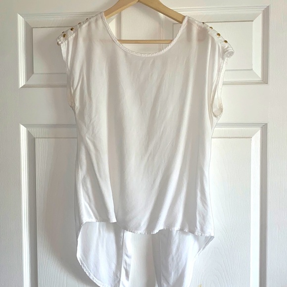Body Central Tops - White body central top with back split.